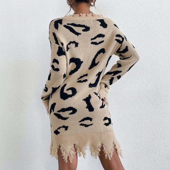 leopard print v-neck distressed sweater dress chic sassy - Picture 4 of 7